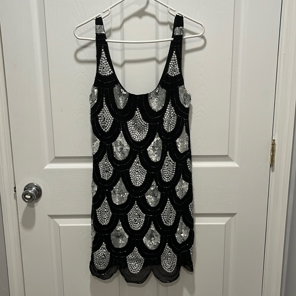 Gorgeous sequined mini dress!